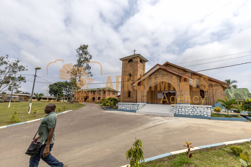 Afrikimages gabon/  koulamoutou