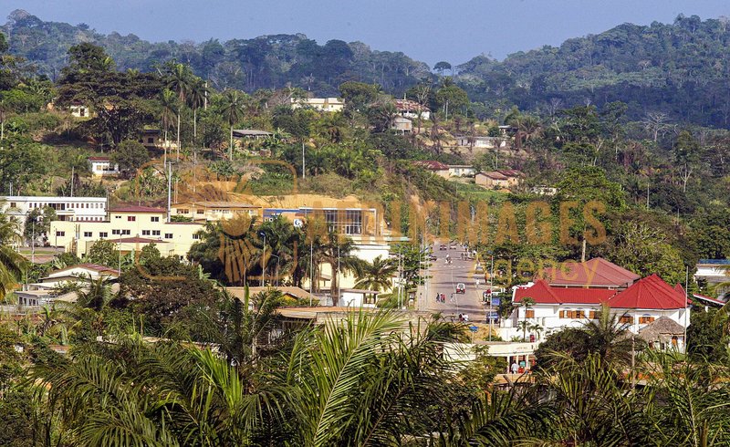 Afrikimages gabon/  koulamoutou