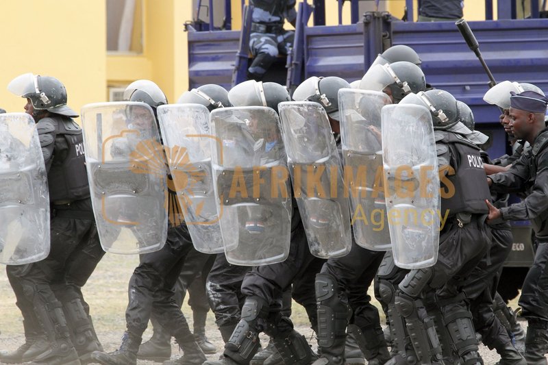 Afrikimages police