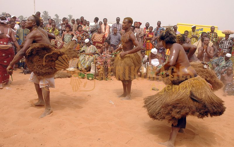 Afrikimages cultes et sectes