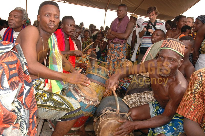 Afrikimages cultes et sectes