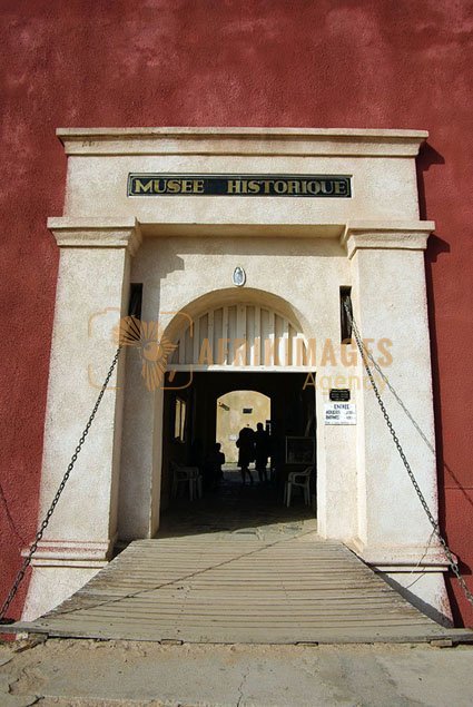 Afrikimages musée  l'ile gorée