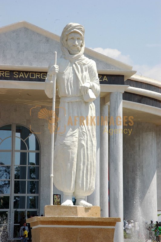 Afrikimages mausolée savorgnan de brazza