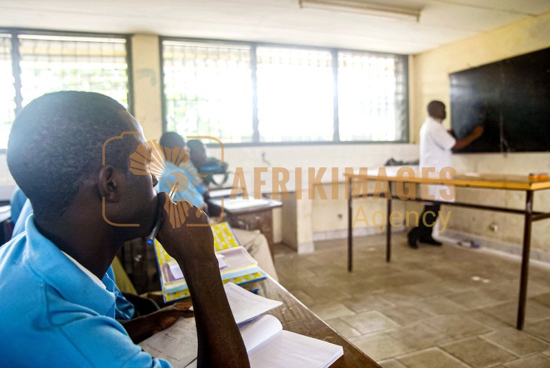 Afrikimages lycée technique de port-gentil