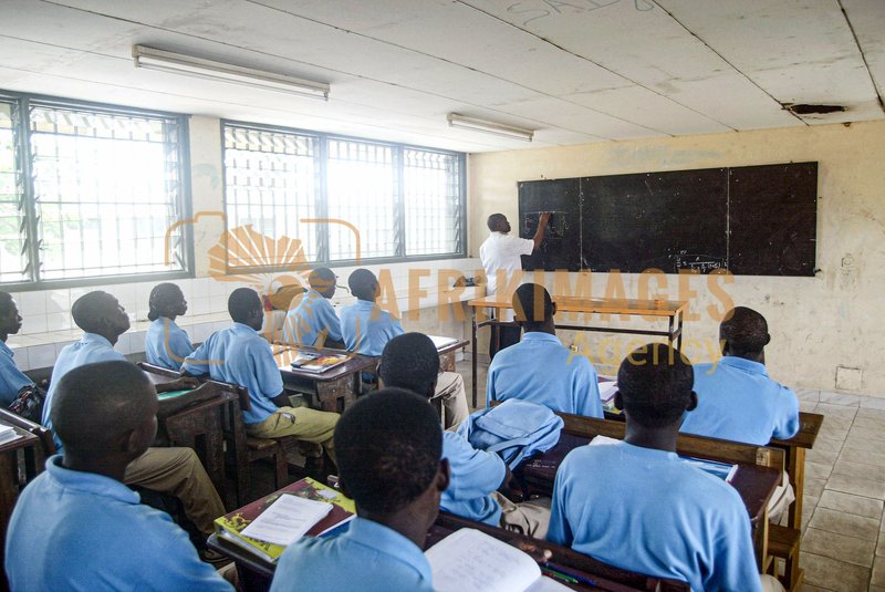 Afrikimages lycée technique de port-gentil