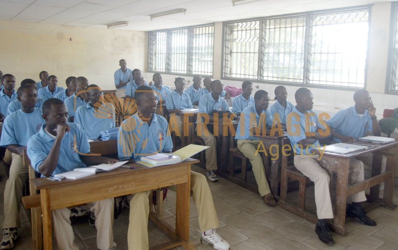 Afrikimages lycée technique de port-gentil