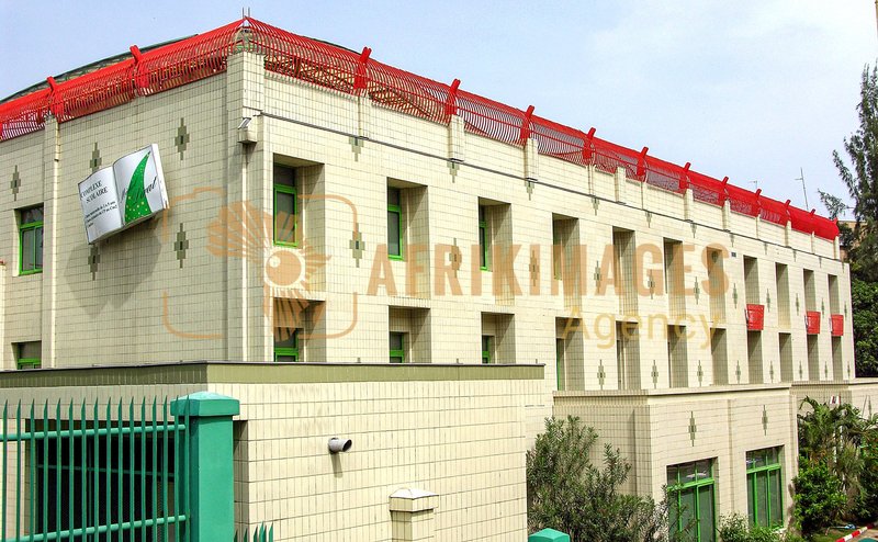 Afrikimages complexe scolaire michel dirat