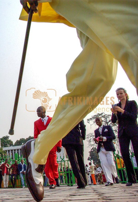 Afrikimages sapeurs congolais