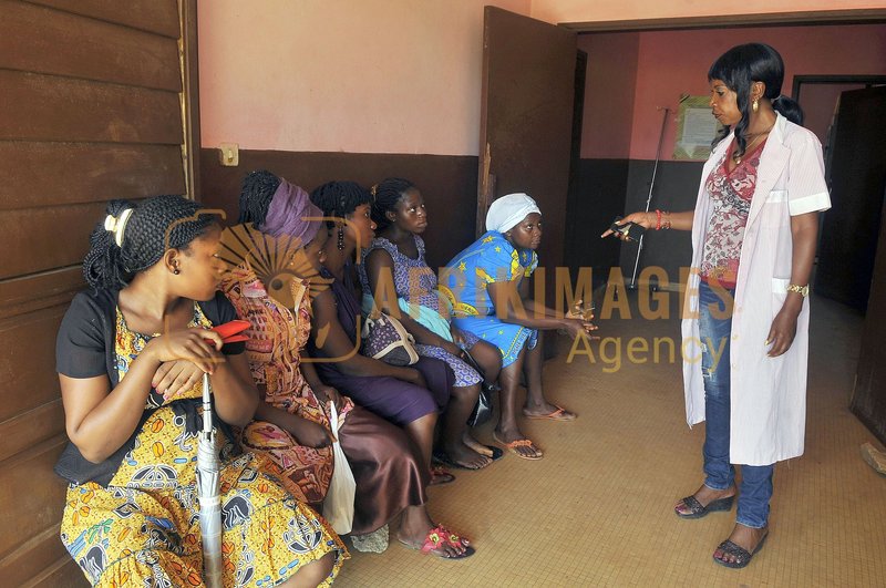 Afrikimages recherche et personnel médical