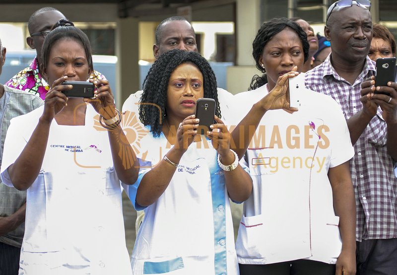 Afrikimages recherche et personnel médical