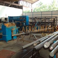 Afrikimages gabon / industries métallurgiques et mécaniques