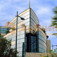 Afrikimages gabon / equipement & immobilierimmeuble