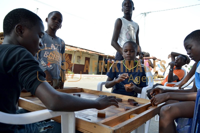Afrikimages jeux et loisirs