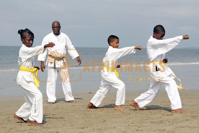 Afrikimages krt003