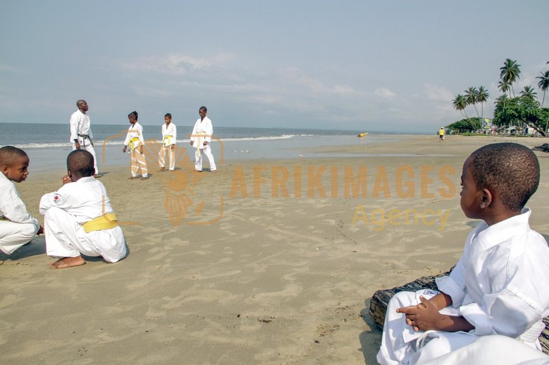 Afrikimages krt005
