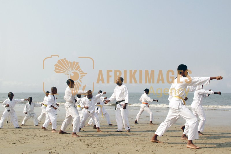 Afrikimages krt008