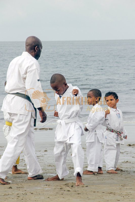 Afrikimages krt014