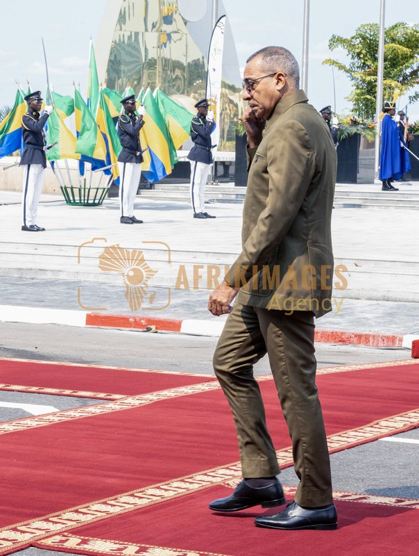Afrikimages indd66-216 2