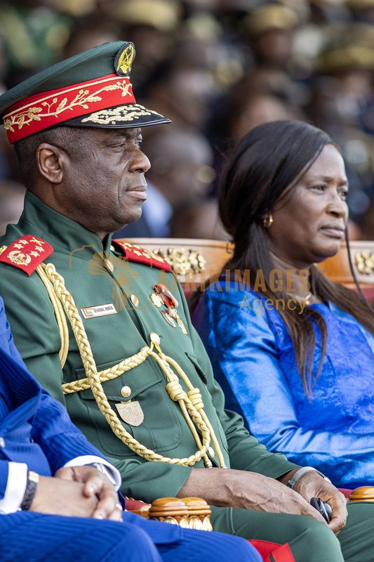 Afrikimages ind66-165 2
