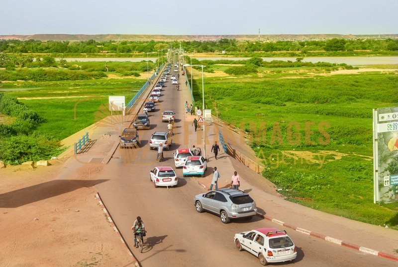 Afrikimages niam001