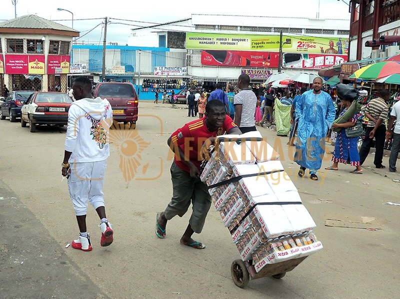 Afrikimages gabon /marchés