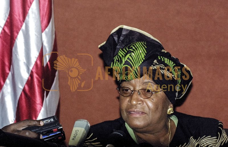 Afrikimages bz023-1