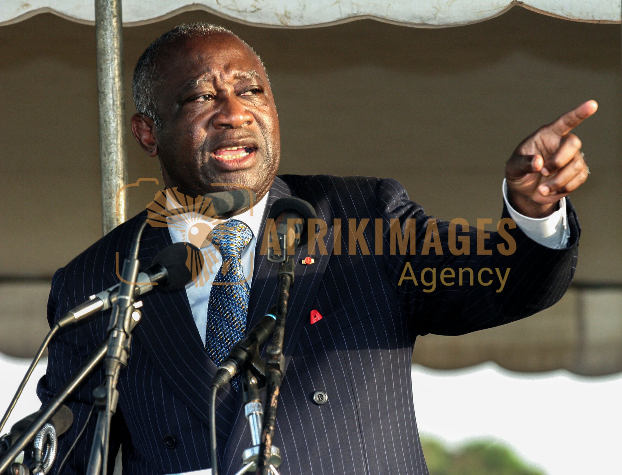 Afrikimages bz079-1