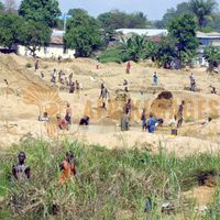 Afrikimages sierra leone / métaux & minéraux