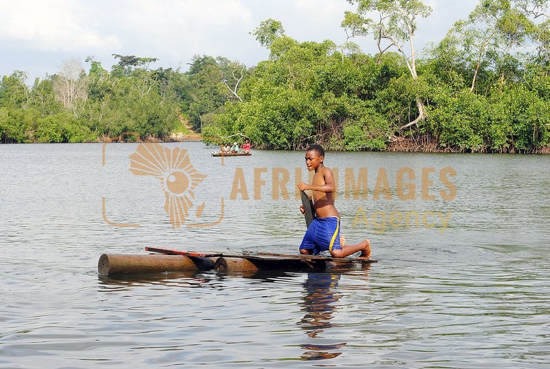 Afrikimages gabon/  transport