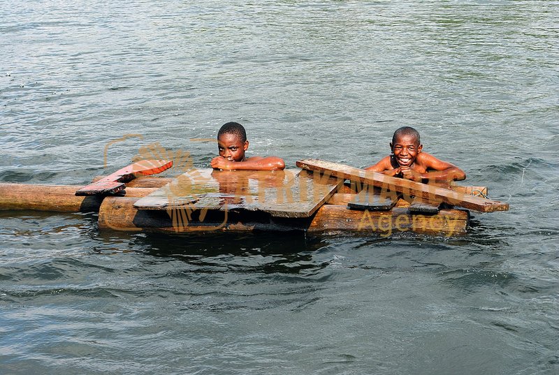 Afrikimages gabon/  transport