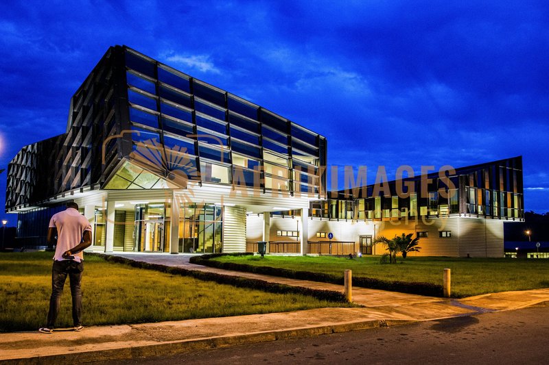 Afrikimages gabon/  ecole des mines et de la metallurgie de moanda